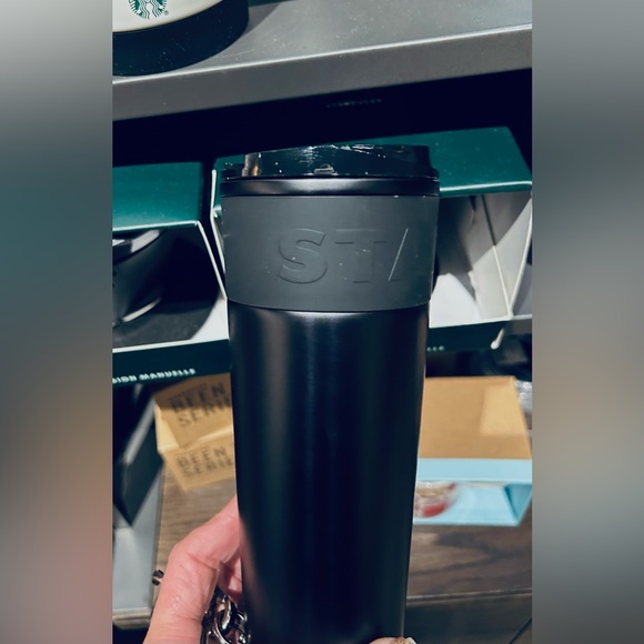 Starbucks New 2023 Matt Black Stainless Steel Rubber Grip Cold Brew Cup Tumbler - Picture 8 of 11